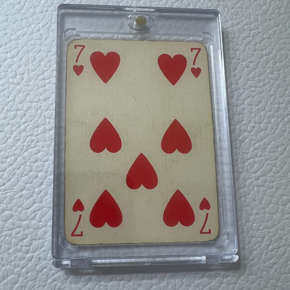 LOUIS VUITTON CARD "7 OF HEARTS" - Picture 3 of 5